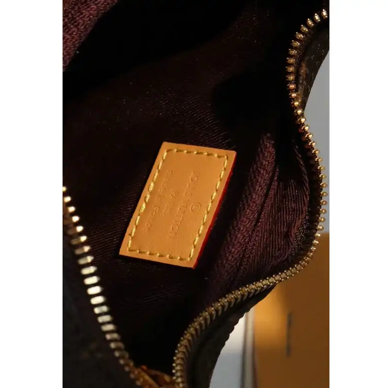 Fashion Reps 2110DJ0001 Bag LV 0512